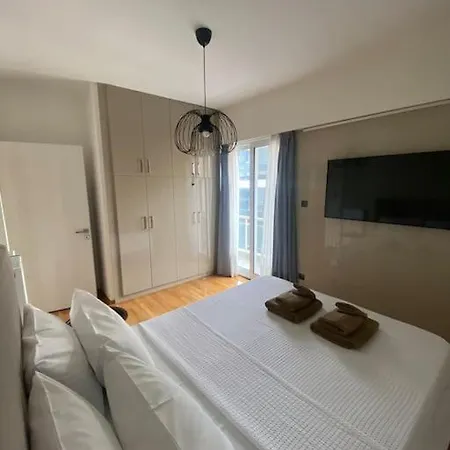 Mary's Haven Near Metro Station And Acropolis Apartament