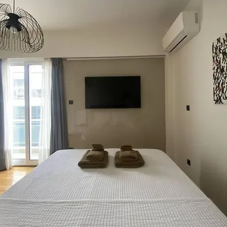 Apartment Mary's Haven Near Metro Station And Acropolis *