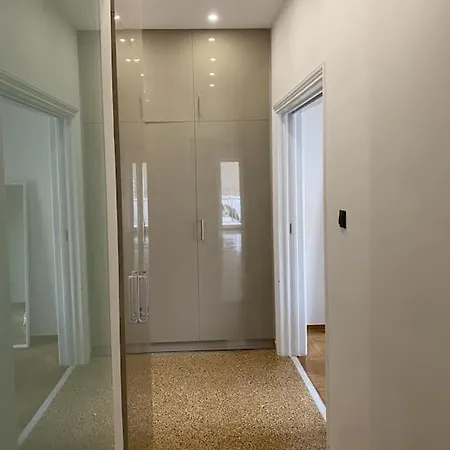 Apartment Mary's Haven Near Metro Station And Acropolis