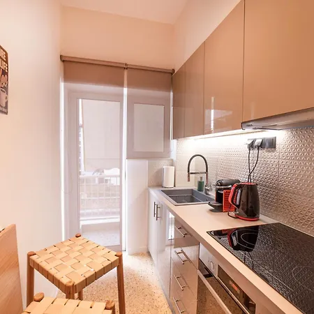 Apartment Mary's Haven Near Metro Station And Acropolis